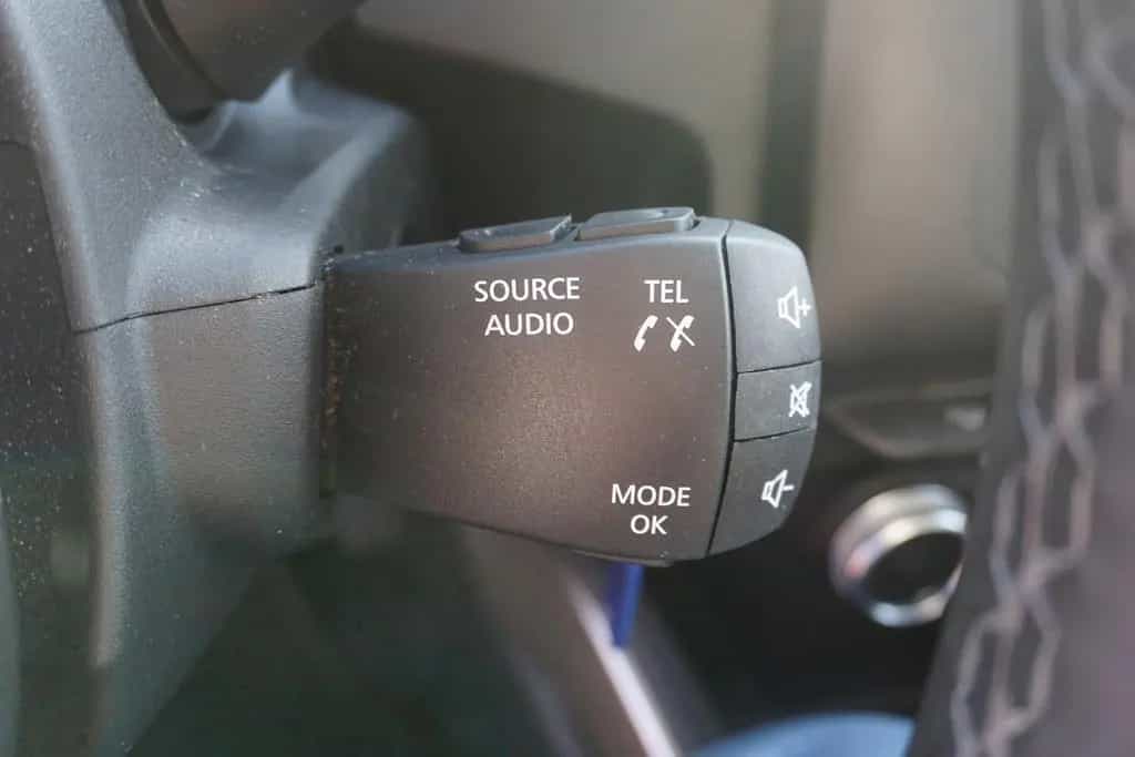 Dacia Duster II TCE Prestige 4WD Navi Totwinkel 360° 01/2020-photo-19