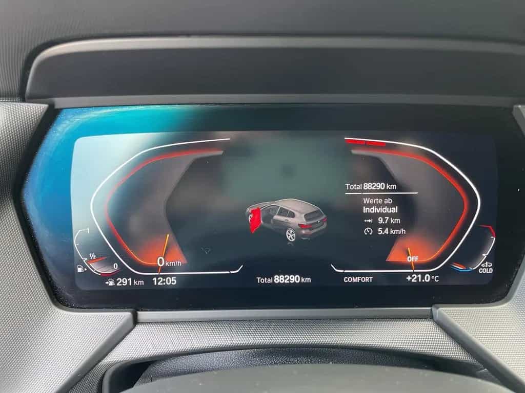 BMW 1 Series 118i Hatch Advantage HiFi DAB LED WLAN Tempomat 04/2021-photo-11