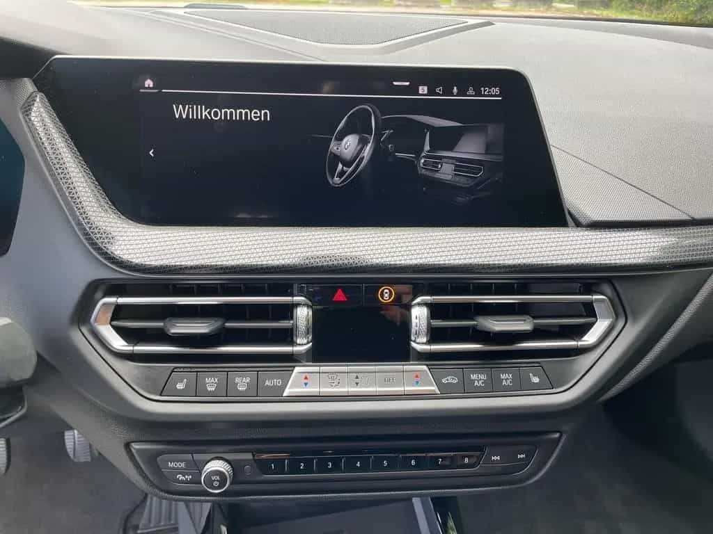 BMW 1 Series 118i Hatch Advantage HiFi DAB LED WLAN Tempomat 04/2021-photo-13