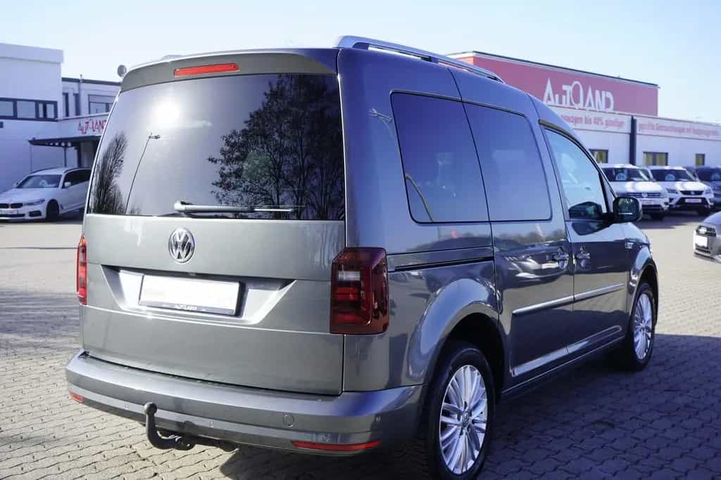 Volkswagen Caddy 2.0 TDI DSG Highline ACC AHK Kamera Navi 10/2017-photo-4
