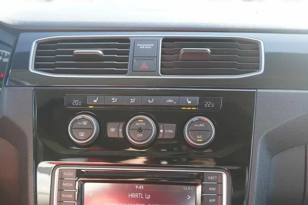 Volkswagen Caddy 2.0 TDI DSG Highline ACC AHK Kamera Navi 10/2017-photo-9