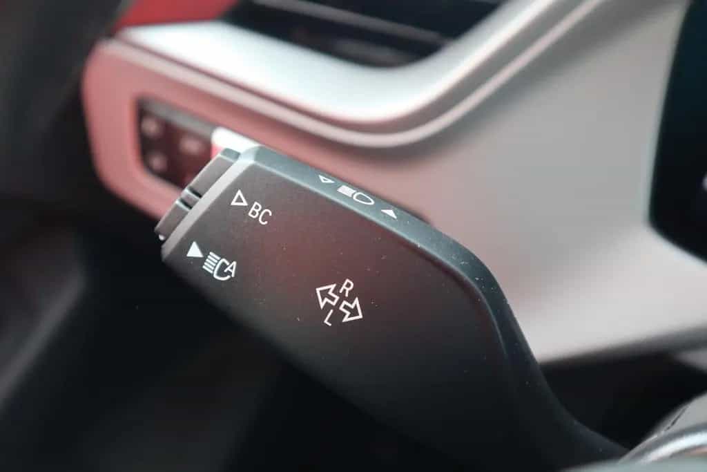 BMW 1 Series 118i Advantage LED Navi Virtual Cockpit PDC DAB 06/2021-photo-14