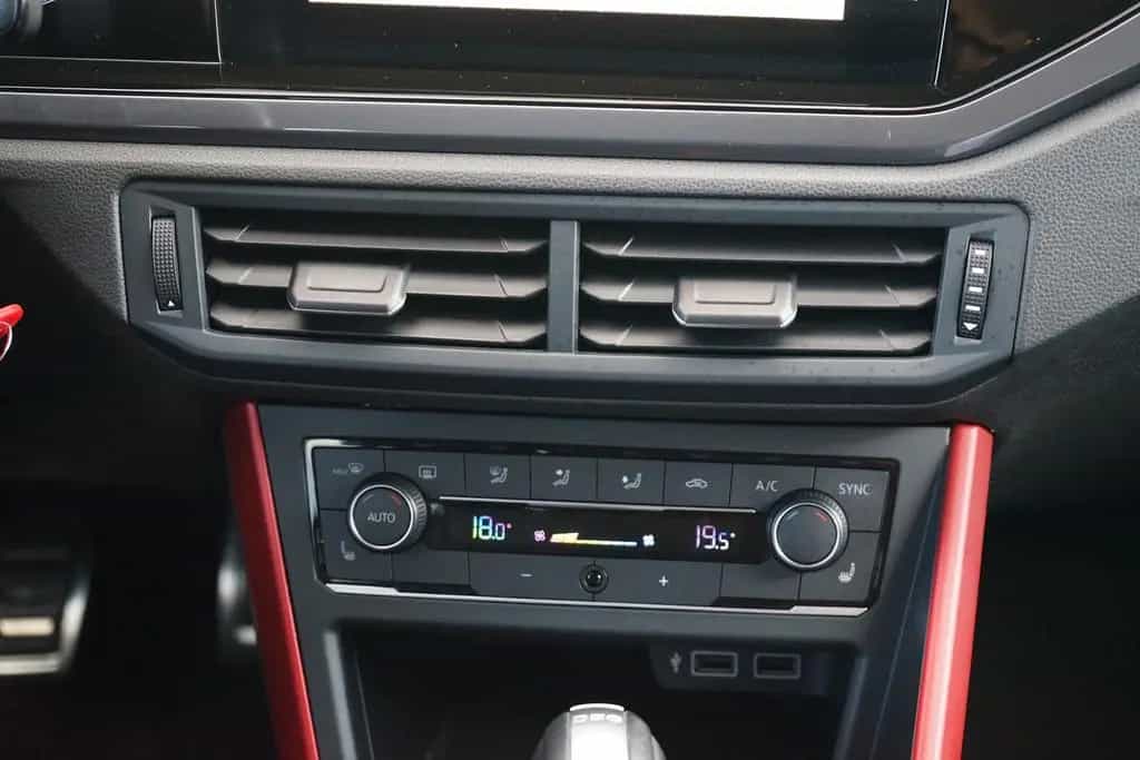 Volkswagen Polo 1.0 TSI DSG Join LED Navi ACC App-Connect 11/2018-photo-18