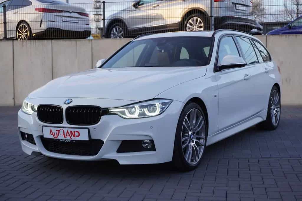 BMW 3 Series 318i M Sport Shadow Aut. LED Navi Panorama Leder 04/2017-photo-1