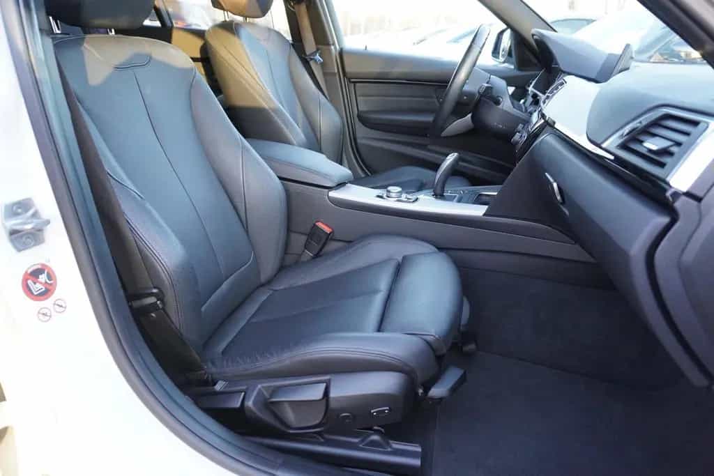 BMW 3 Series 318i M Sport Shadow Aut. LED Navi Panorama Leder 04/2017-photo-11
