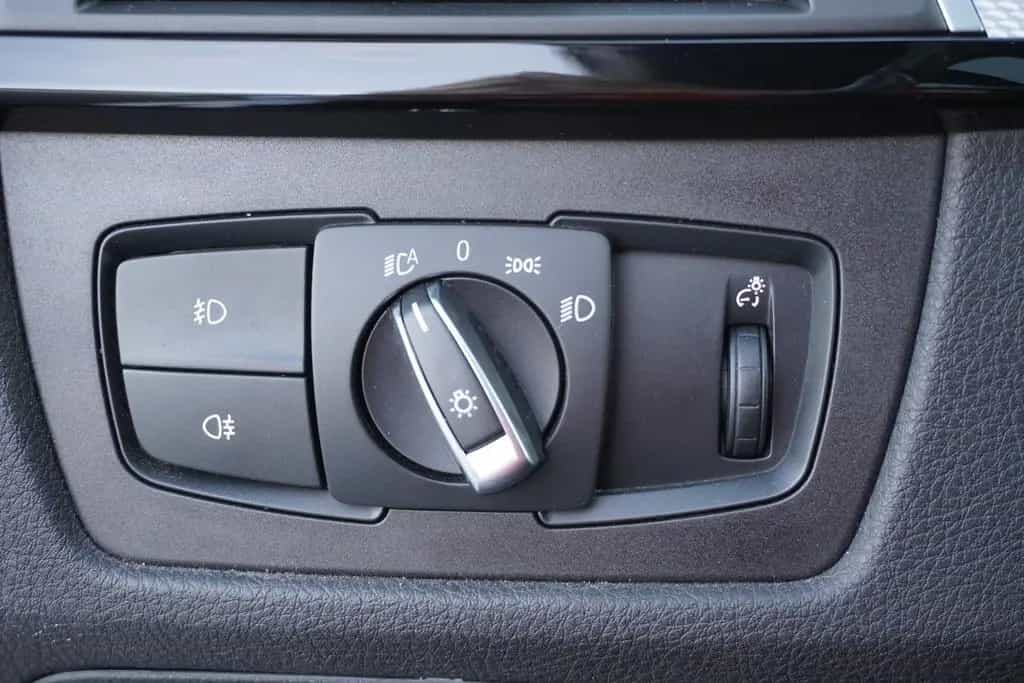 BMW 3 Series 318i M Sport Shadow Aut. LED Navi Panorama Leder 04/2017-photo-18