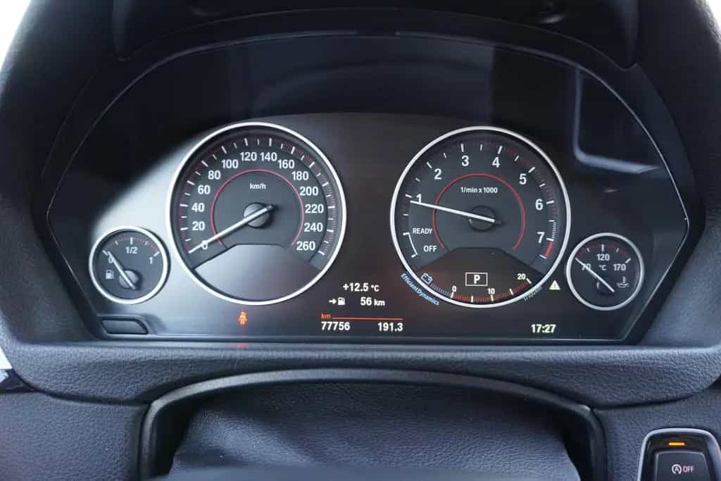 BMW 3 Series 318i M Sport Shadow Aut. LED Navi Panorama Leder 04/2017-photo-23