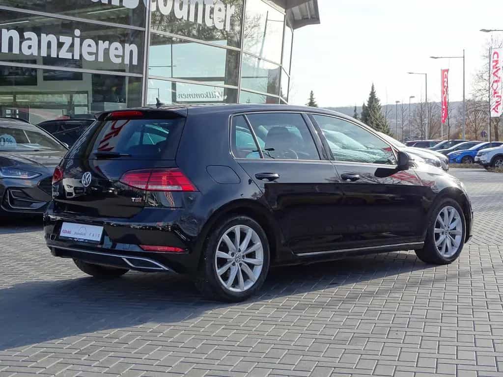 Volkswagen Golf VII 1.4 16V TSI Highline Sitzheizung Navi 06/2017-photo-4