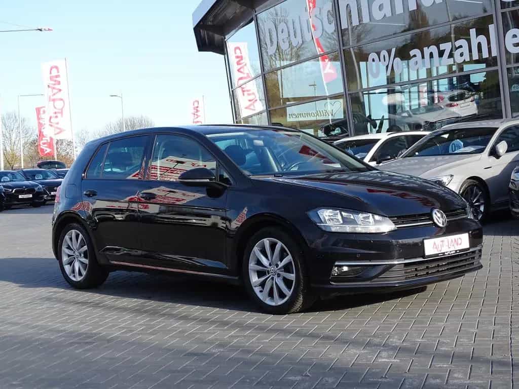Volkswagen Golf VII 1.4 16V TSI Highline Sitzheizung Navi 06/2017-photo-5