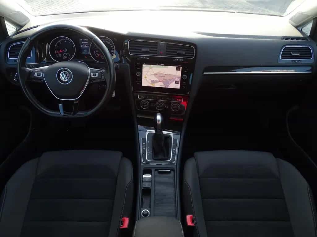 Volkswagen Golf VII 1.4 16V TSI Highline Sitzheizung Navi 06/2017-photo-8