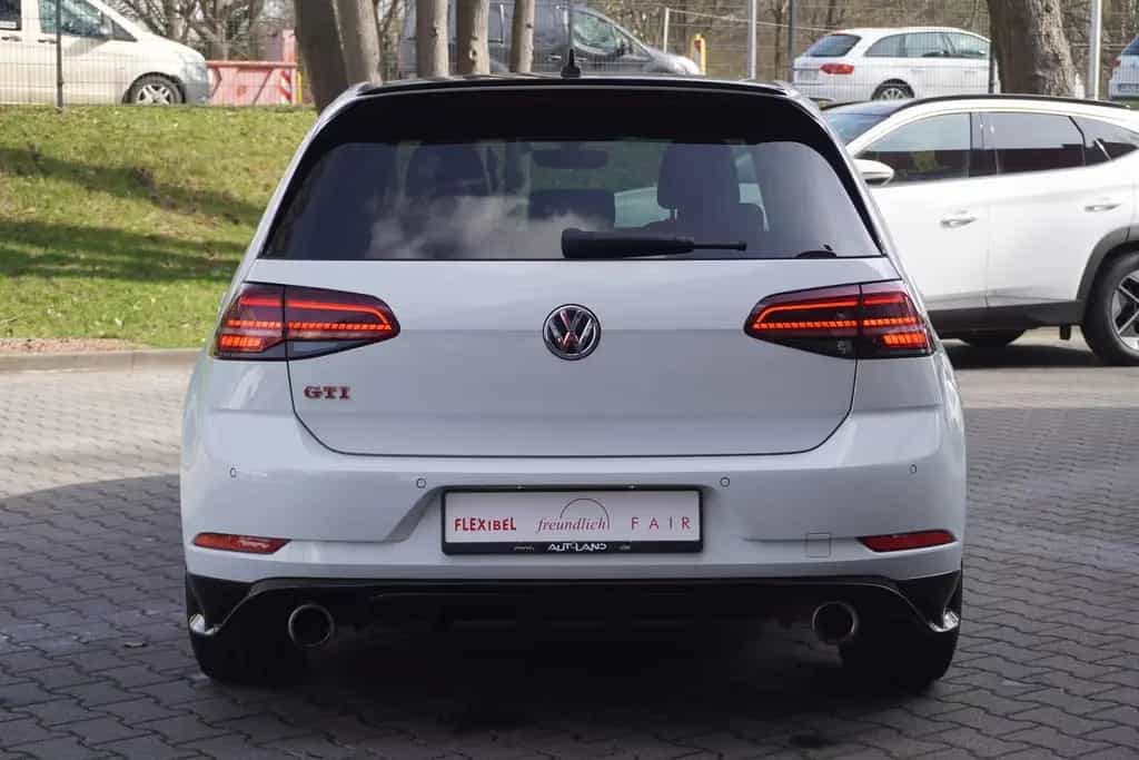 Volkswagen Golf VII 2.0 16V TSI GTI TCR LED PDC 08/2019-photo-6