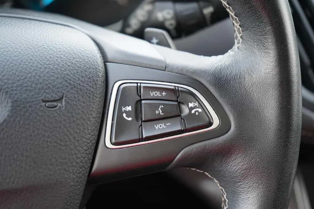 Ford Kuga 2.0 EcoBoost Vignale AWD Panorama Kamera 04/2018-photo-29