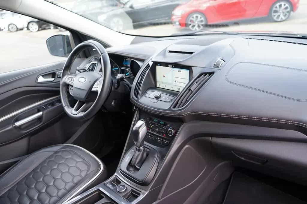 Ford Kuga 2.0 EcoBoost Vignale AWD Panorama Kamera 04/2018-photo-38