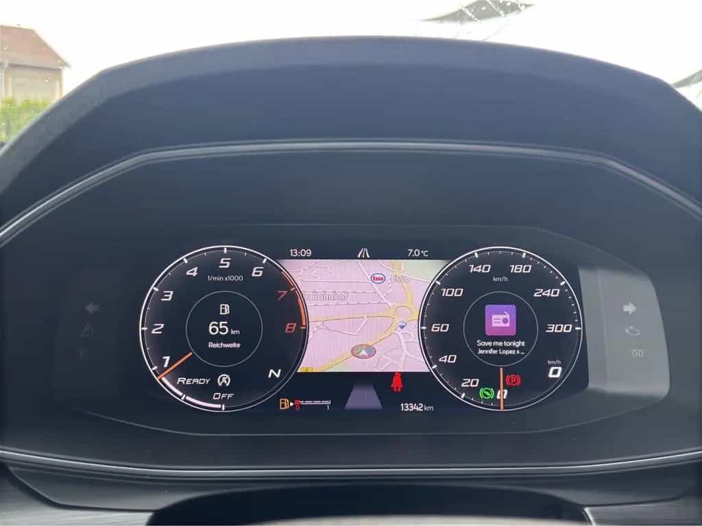 Cupra Formentor 1.5 TSI DSG* Navi*AHK*Pano*Voll-LED*El 10/2023-photo-11