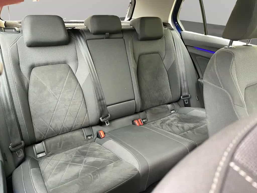 Volkswagen Golf 1,5 eTSI AUTOM PANORA ACC SCHECKHE GARANTIE 03/2020-photo-23