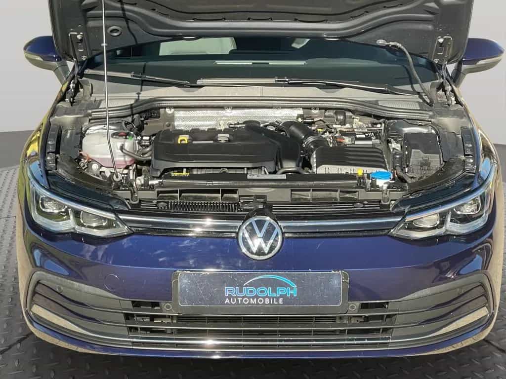 Volkswagen Golf 1,5 eTSI AUTOM PANORA ACC SCHECKHE GARANTIE 03/2020-photo-27