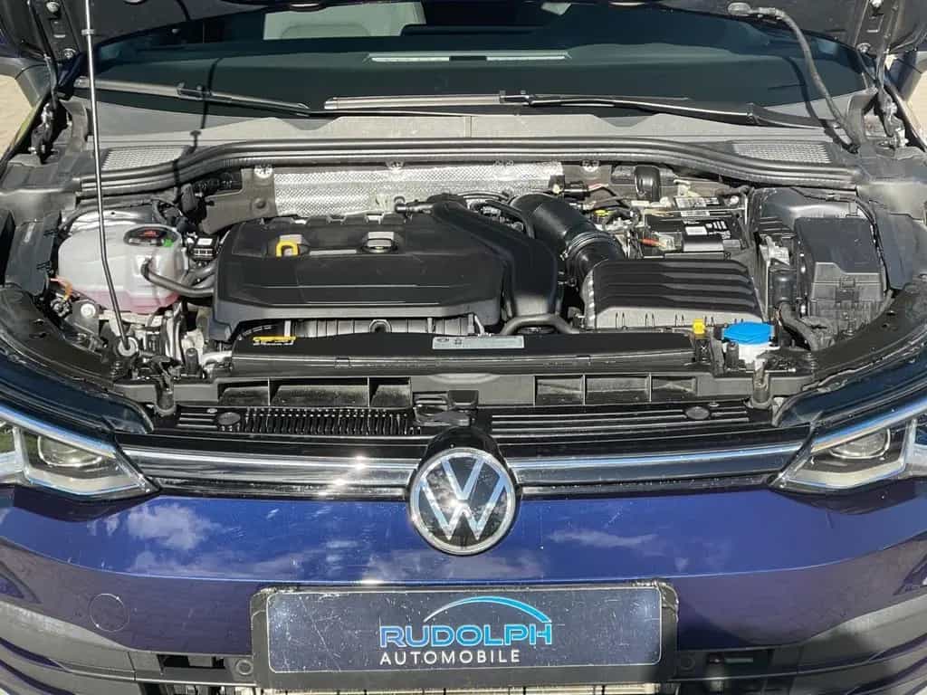 Volkswagen Golf 1,5 eTSI AUTOM PANORA ACC SCHECKHE GARANTIE 03/2020-photo-28