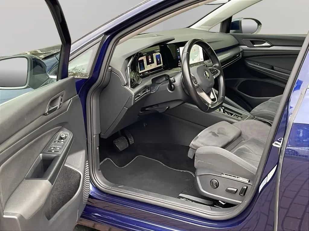 Volkswagen Golf 1,5 eTSI AUTOM PANORA ACC SCHECKHE GARANTIE 03/2020-photo-8
