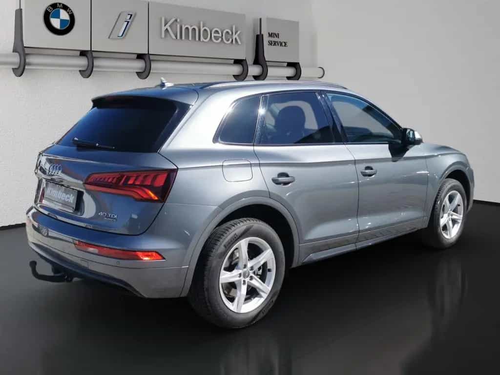 Audi Q5 40 TDI Sport LED Rückfahrkamera KeyLess Navi 08/2020-photo-1