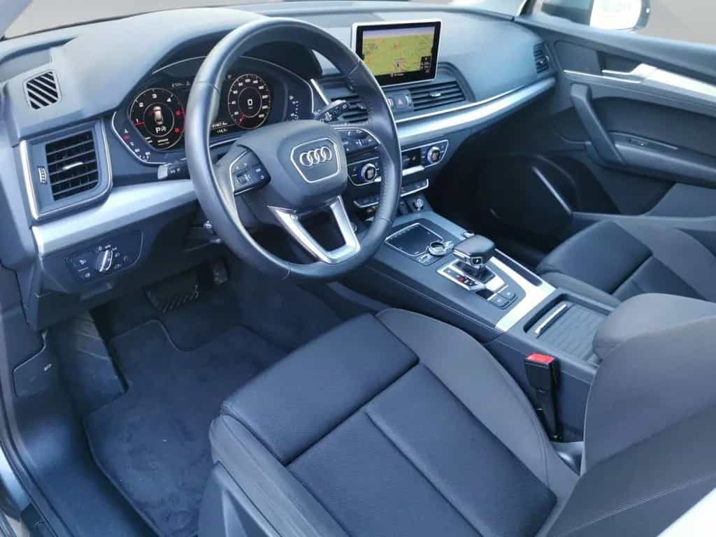 Audi Q5 40 TDI Sport LED Rückfahrkamera KeyLess Navi 08/2020-photo-3