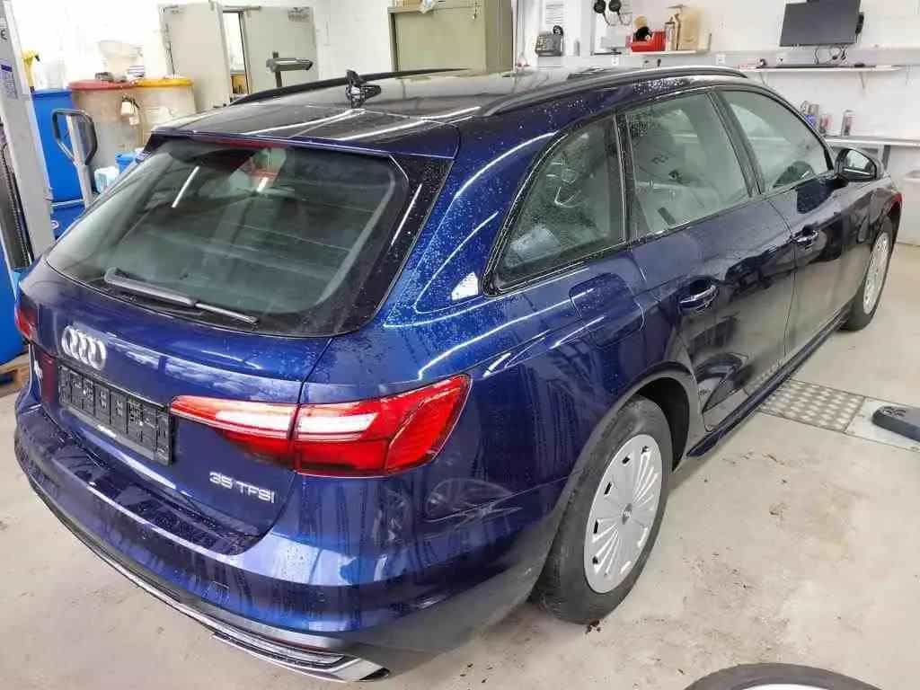 Audi A4 Avant Advanced 35 TFSI S tronic AHK Navi ACC 10/2022-photo-2