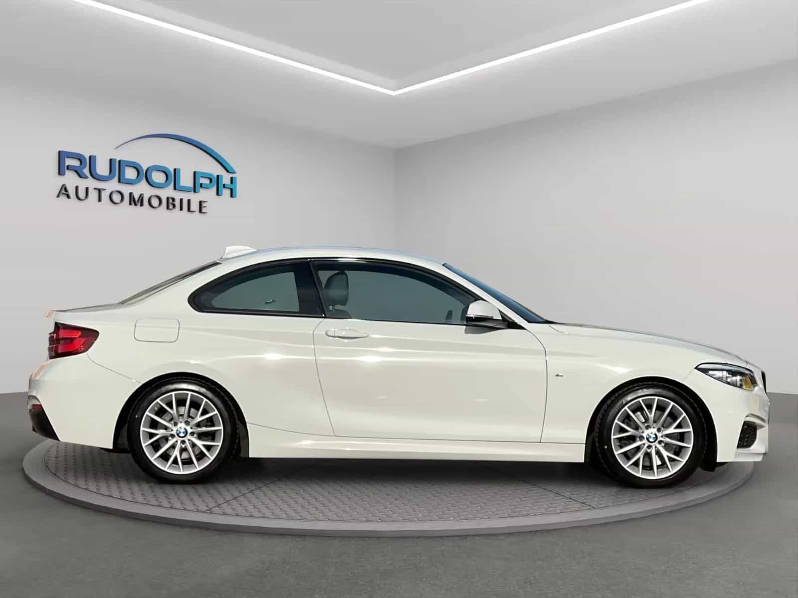 BMW 2 Series 03/2021-photo-7
