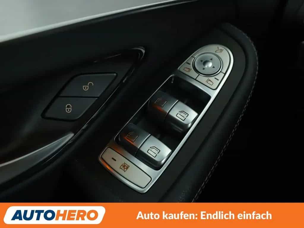 Mercedes-Benz C-Class 180 T AMG Line Aut.*LED*NAVI*TEMPO*PDC*SHZ* 09/2020-photo-16