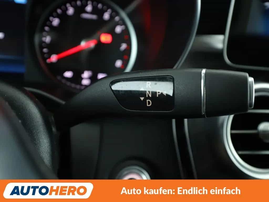Mercedes-Benz C-Class 180 T AMG Line Aut.*LED*NAVI*TEMPO*PDC*SHZ* 09/2020-photo-17