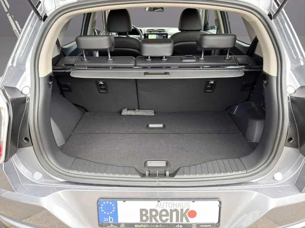 KGM Tivoli Nomad+ 1.5 2WD *LED/SHZ/RFK/App/PDC* null-photo-14
