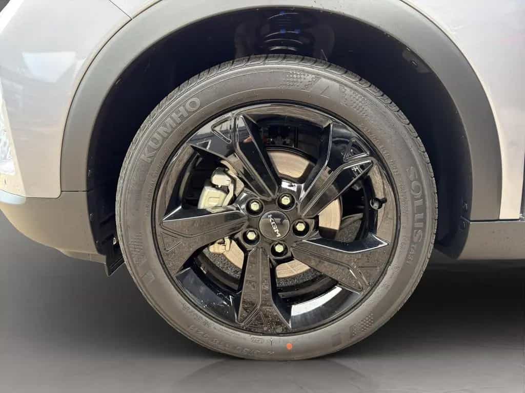 KGM Tivoli Nomad+ 1.5 2WD *LED/SHZ/RFK/App/PDC* null-photo-15