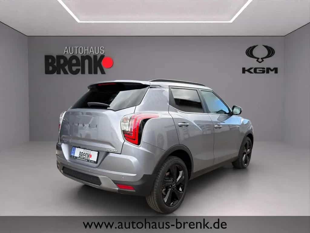 KGM Tivoli Nomad+ 1.5 2WD *LED/SHZ/RFK/App/PDC* null-photo-4