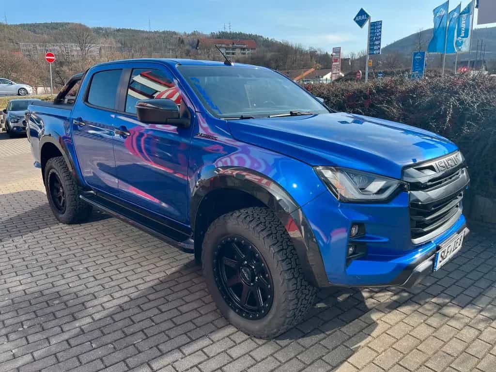 Isuzu D-Max double Cab 4WD V-CROSS 03/2025-photo-0
