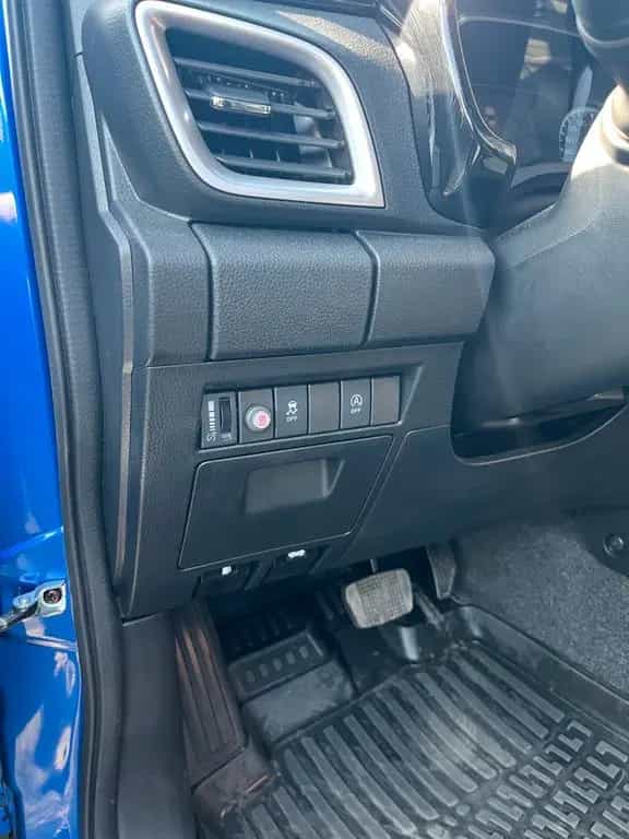 Isuzu D-Max double Cab 4WD V-CROSS 03/2025-photo-13