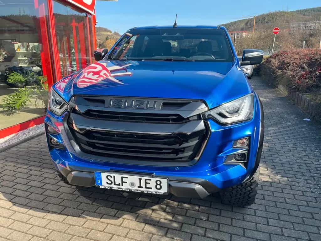 Isuzu D-Max double Cab 4WD V-CROSS 03/2025-photo-2