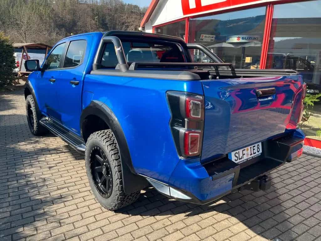 Isuzu D-Max double Cab 4WD V-CROSS 03/2025-photo-3