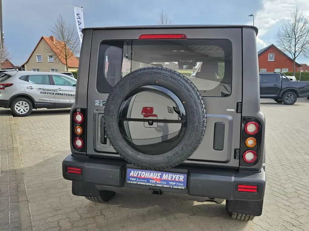 BAW 212 4x4 2.0 Automat*Leder*Kam*SHZ*LED*Seilwinde null-photo-5