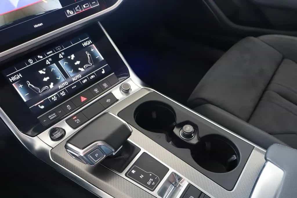 Audi A6 Avant 45 TFSI sport S tronicKameraNaviLED,1Hd 10/2022-photo-10
