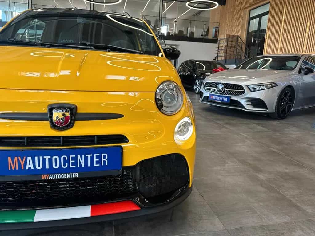 Abarth 595 Competizione *XENON*SPORTSITZE*CARPLAY*DAB* 02/2020-photo-32