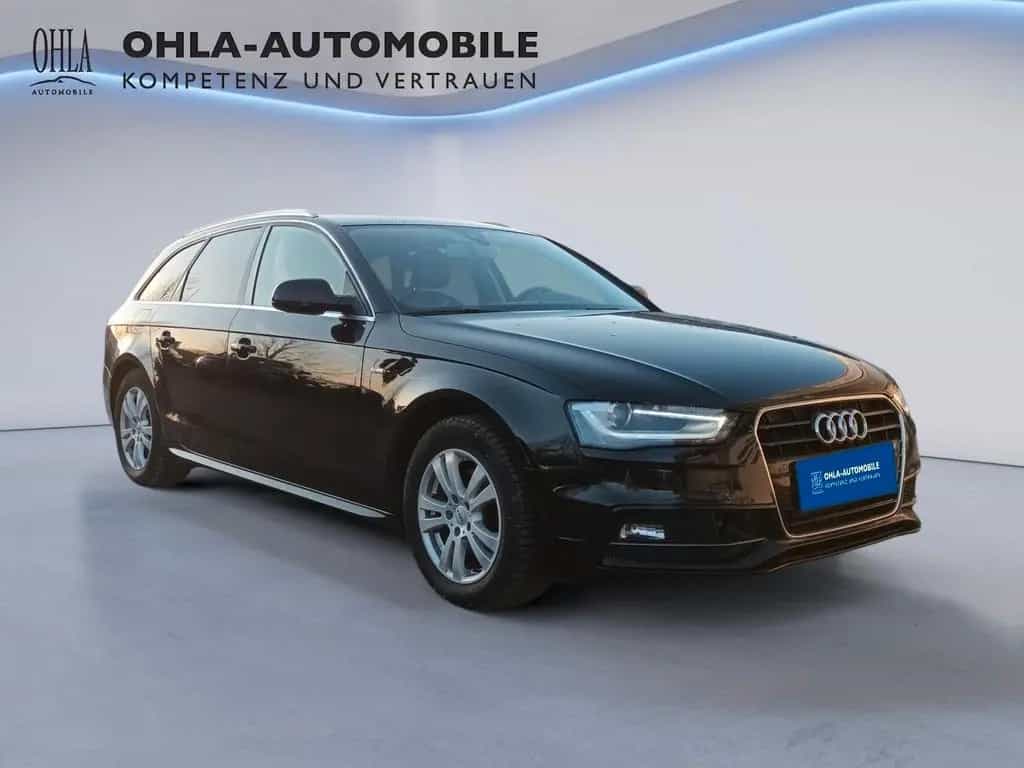 Audi A4 Avant Attraction 1.8 TFSI Avant*ACC*AHK*LE... 03/2015-photo-2