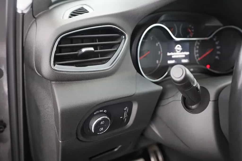Opel Grandland X 2.0 CDTI Ultimate LED Sitzbelüftung 07/2019-photo-21
