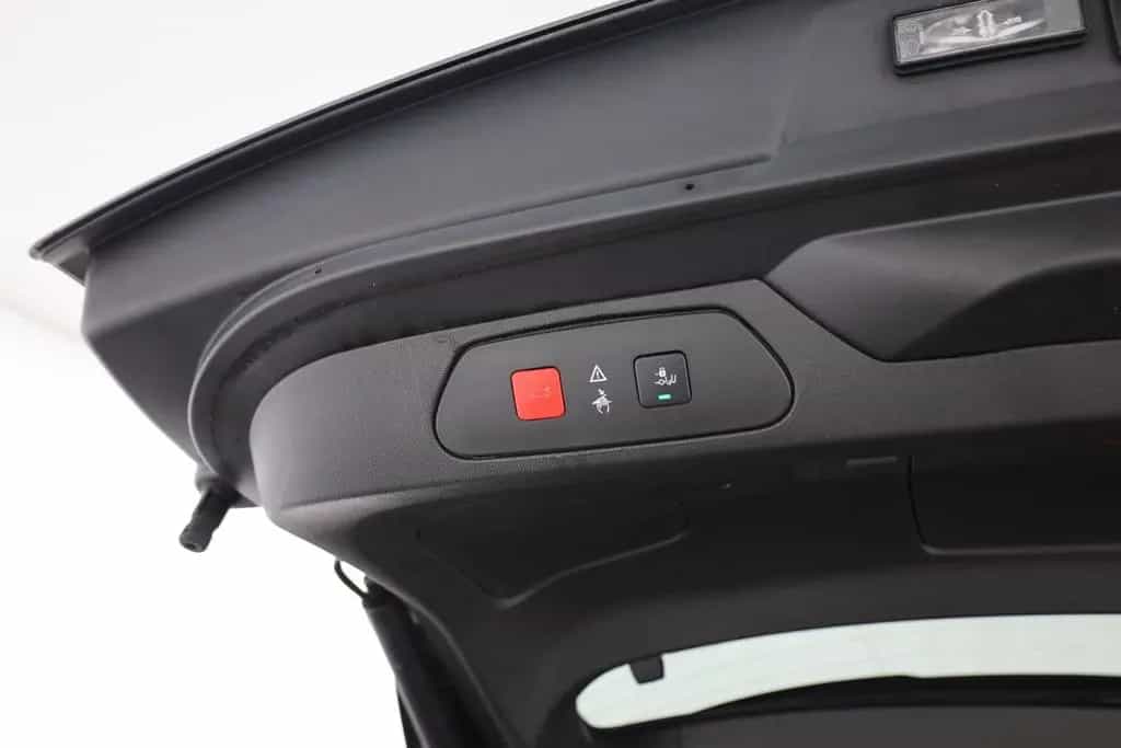 Opel Grandland X 2.0 CDTI Ultimate LED Sitzbelüftung 07/2019-photo-31