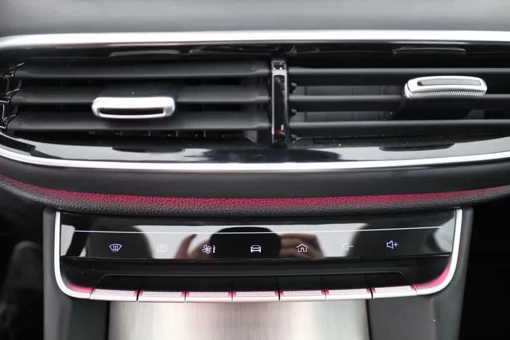 MG HS 1.5 T-GDI Luxury Aut. LED ACC Navi 360° Pano 02/2024-photo-11