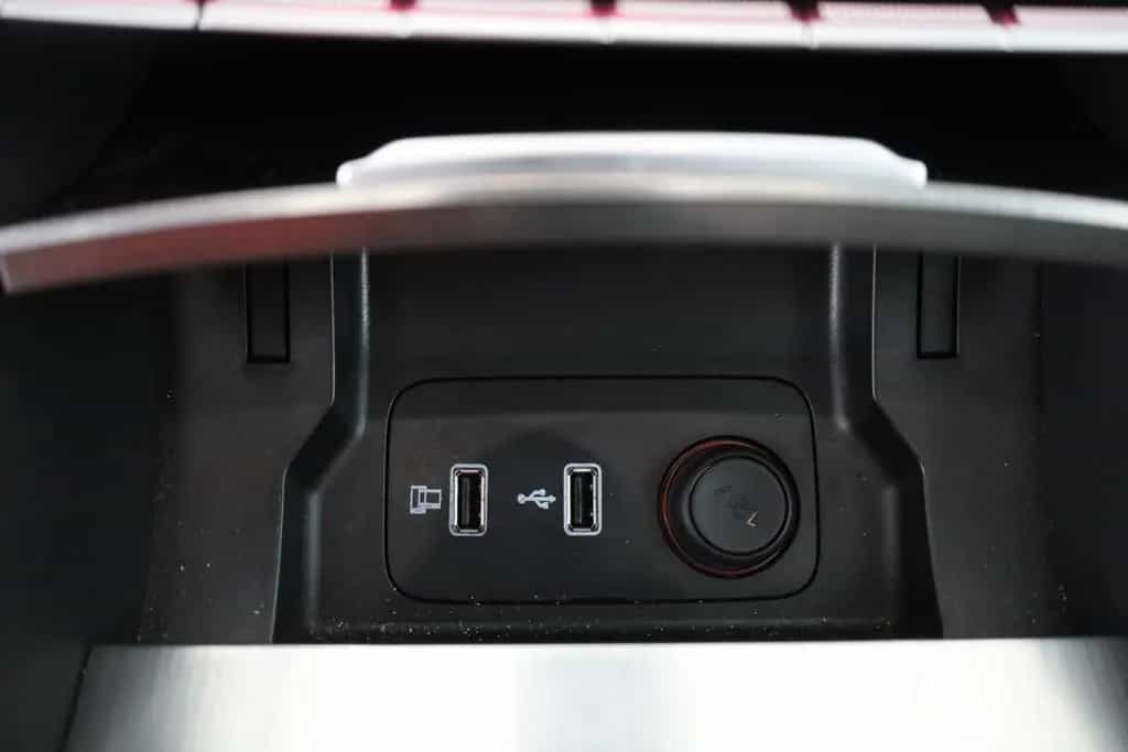 MG HS 1.5 T-GDI Luxury Aut. LED ACC Navi 360° Pano 02/2024-photo-12