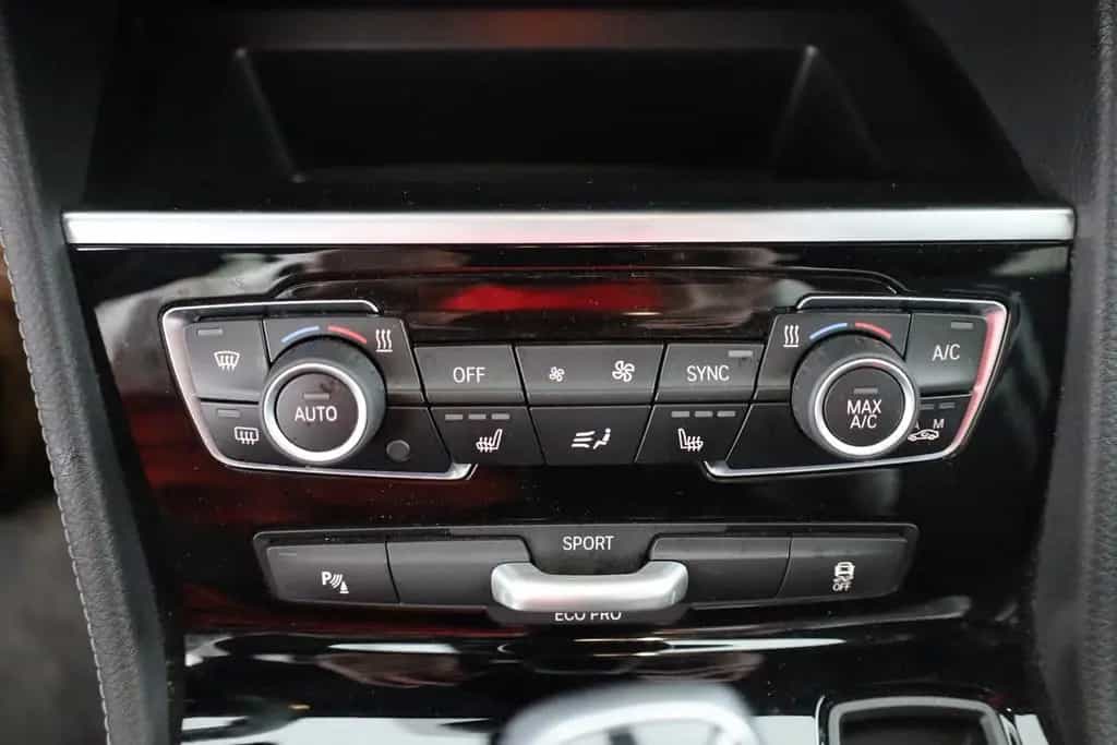 BMW 218 iA Gran Tourer M Sport LED Navi Teilleder PDC 01/2022-photo-12