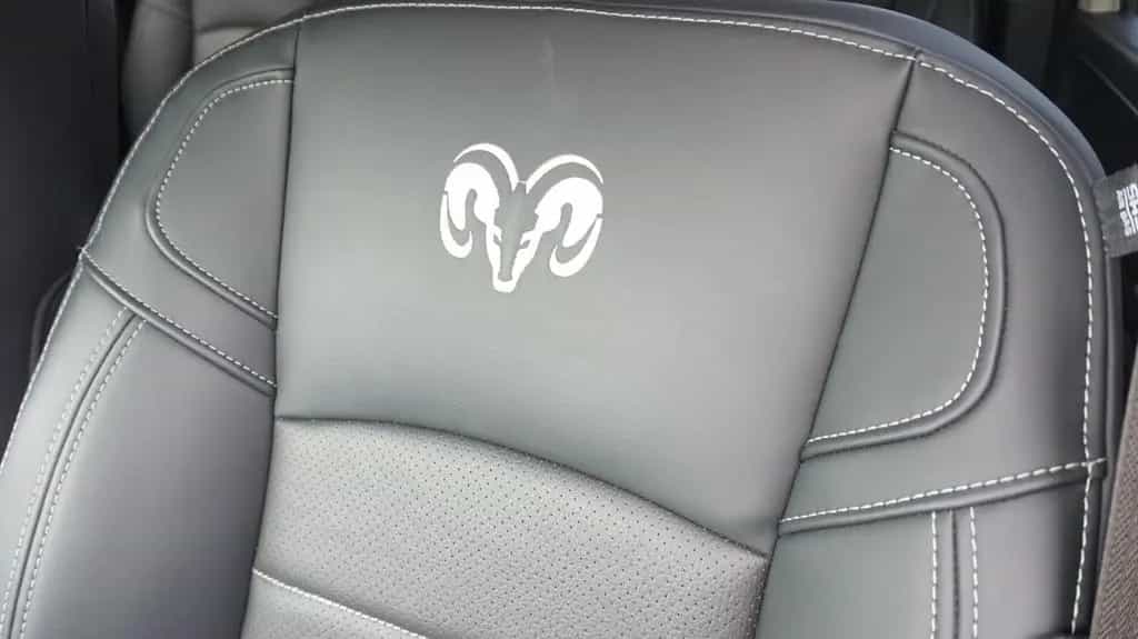 Dodge RAM 1500 HEMI 5.7L CREW CAB SPORT *HOCH & BREIT 07/2020-photo-15