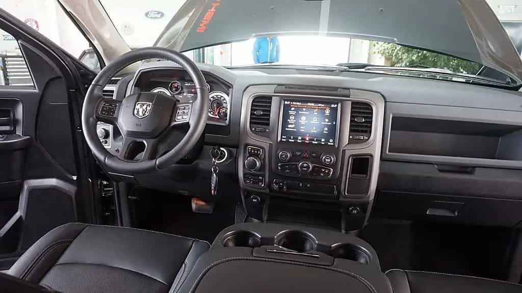 Dodge RAM 1500 HEMI 5.7L CREW CAB SPORT *HOCH & BREIT 07/2020-photo-9