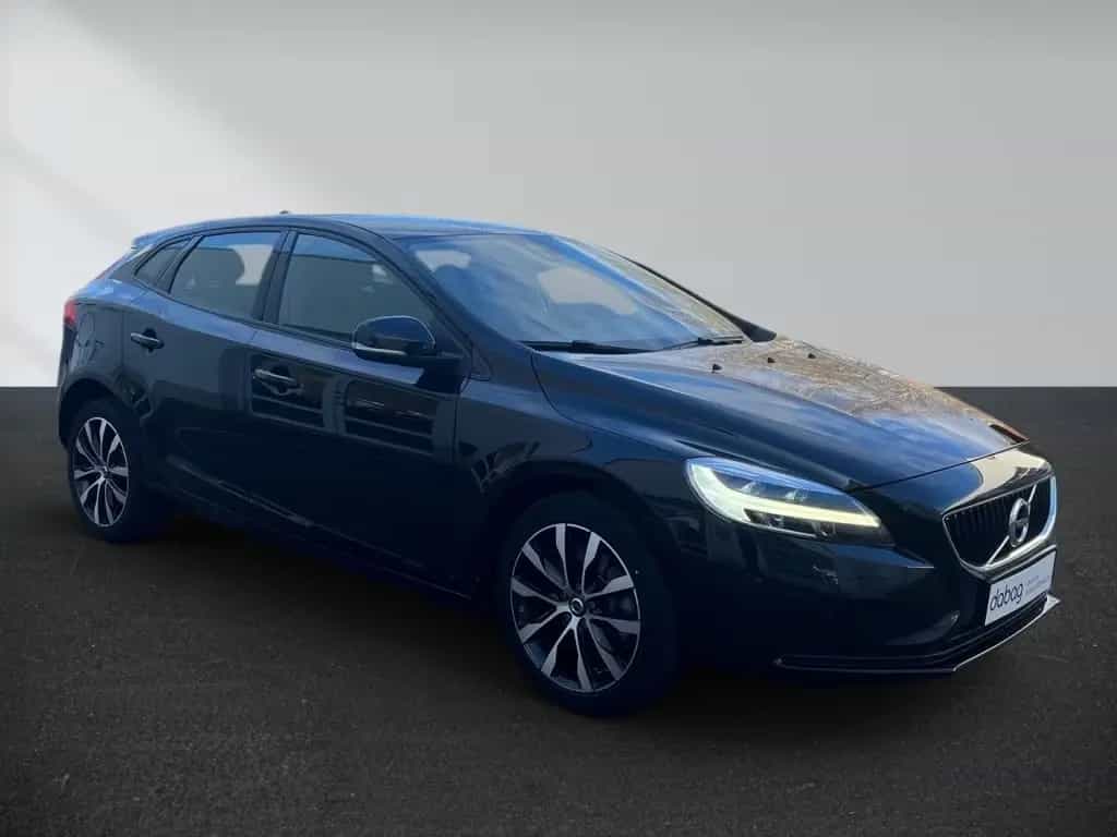 Volvo V40 T2 Geartronic Momentum 09/2019-photo-1