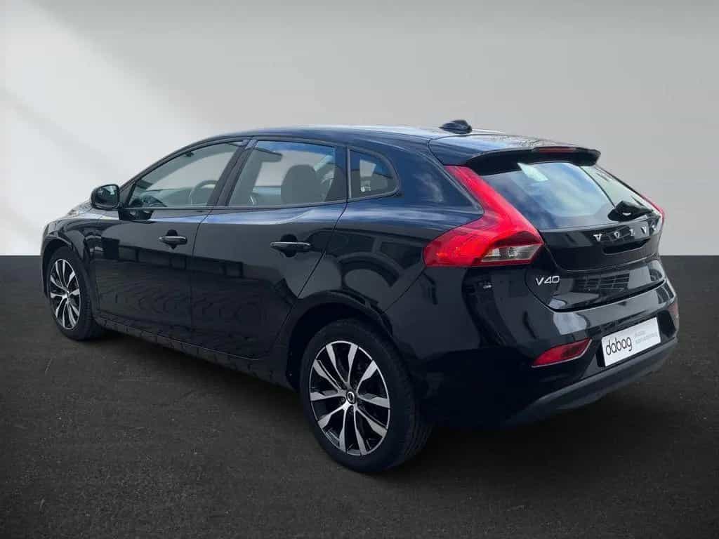 Volvo V40 T2 Geartronic Momentum 09/2019-photo-7
