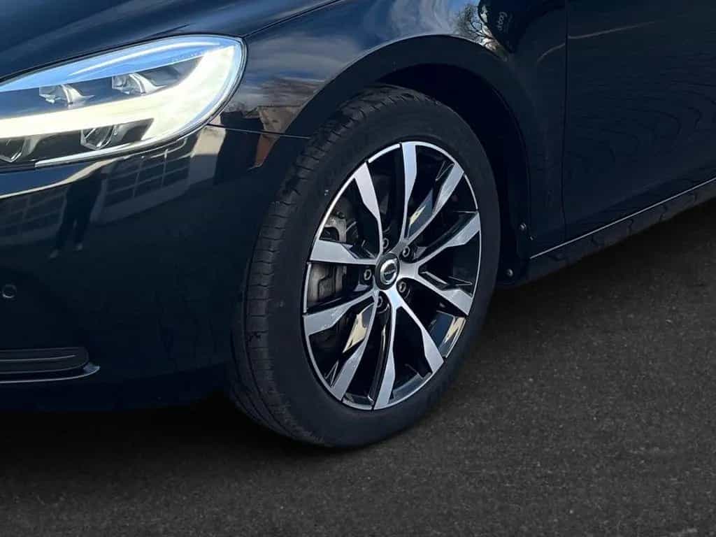 Volvo V40 T2 Geartronic Momentum 09/2019-photo-9