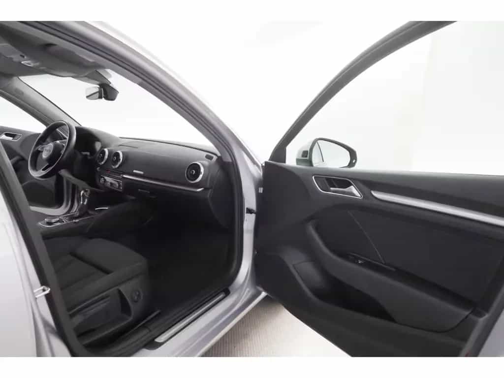 Audi A3 35TSI Sb S-tronic sport+LED+NAVI+VIRTUAL+PDC 03/2018-photo-19